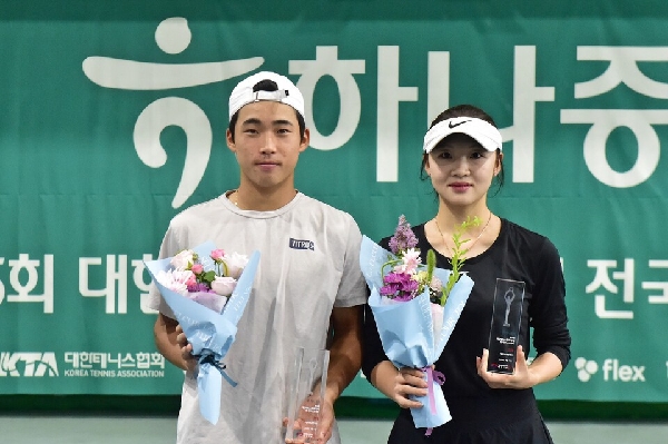 명지대학교 정연수 제5회 대한테니스협회장배 전국테니스대회  대학부 남자 단식 및 혼합 복식 우승 차지! 대표이미지